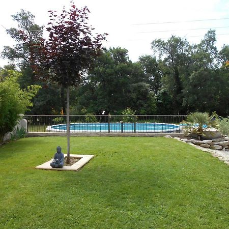 Chez Lulu Hotel Saint-Saturnin-les-Apt Luaran gambar