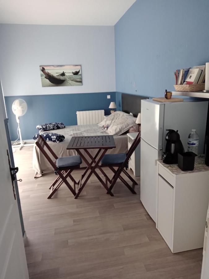 Chez Lulu Hotel Saint-Saturnin-les-Apt Luaran gambar