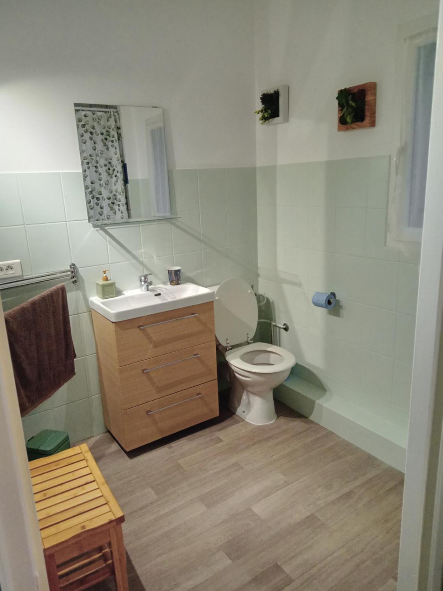 Chez Lulu Hotel Saint-Saturnin-les-Apt Luaran gambar