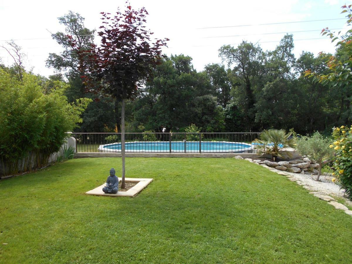 Chez Lulu Hotel Saint-Saturnin-les-Apt Luaran gambar